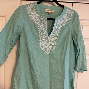 Tunic Style Blouse with Embroidered Detailing